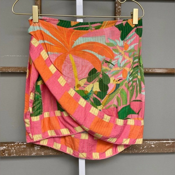 FARM Rio mini wrap skirt - Picture 2 of 3